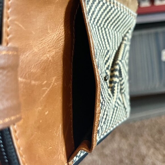 Vann & CoPrism Herringbone Cellphone Crossbody Wallet Purse - Picture 7 of 16